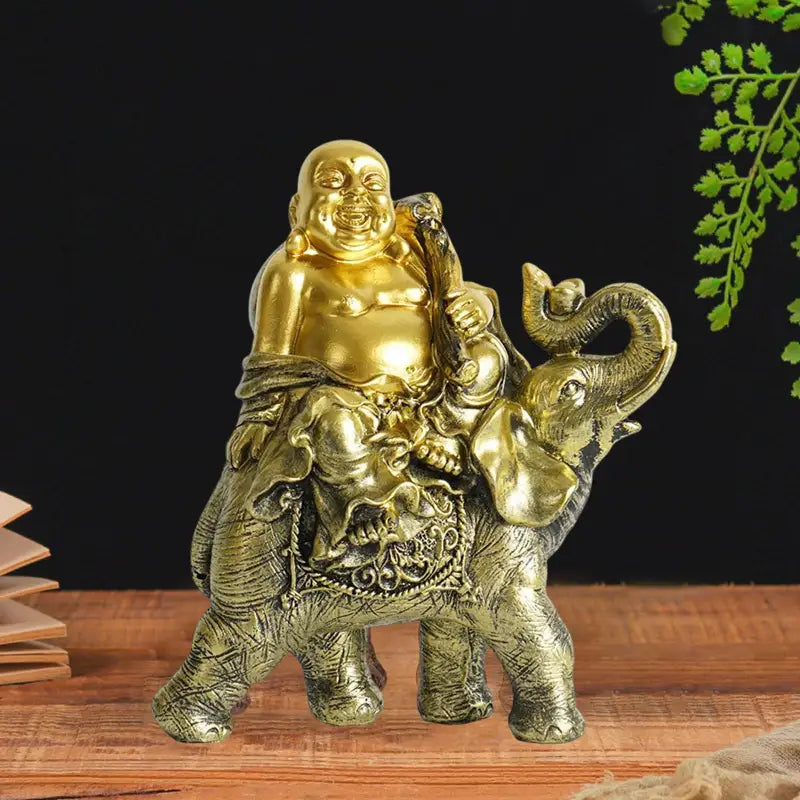 Bouddha rieur sur un éléphant 