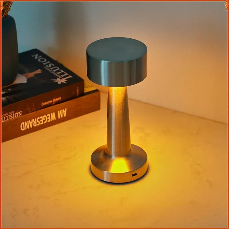 Nora | Lampe rétro minimaliste
