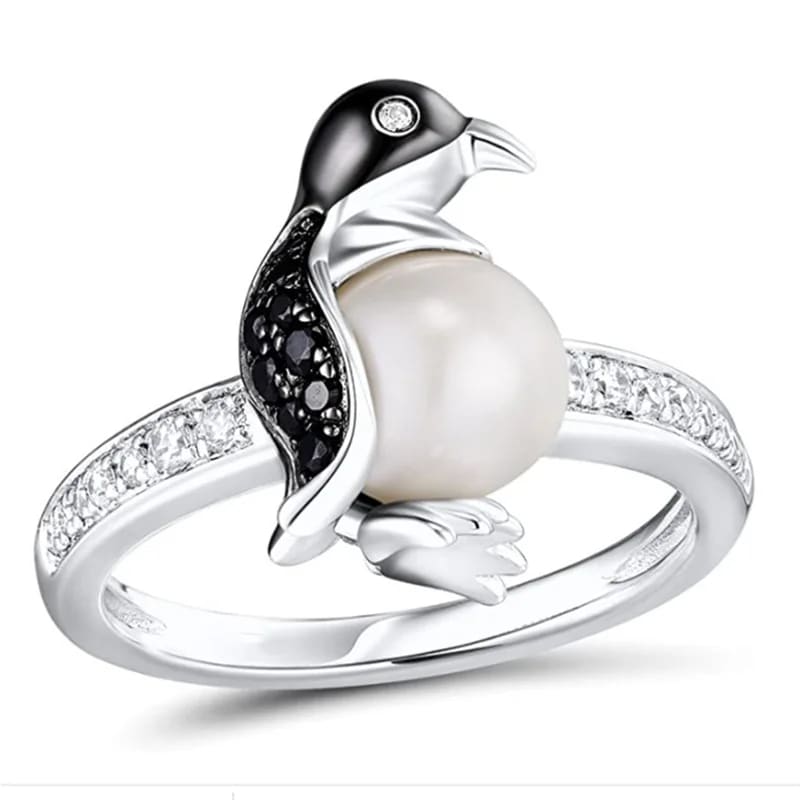 Pearl crystal penguin ring